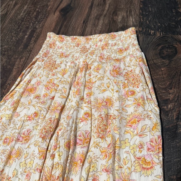 Billabong Wide Leg Pants - Picture 2 of 10